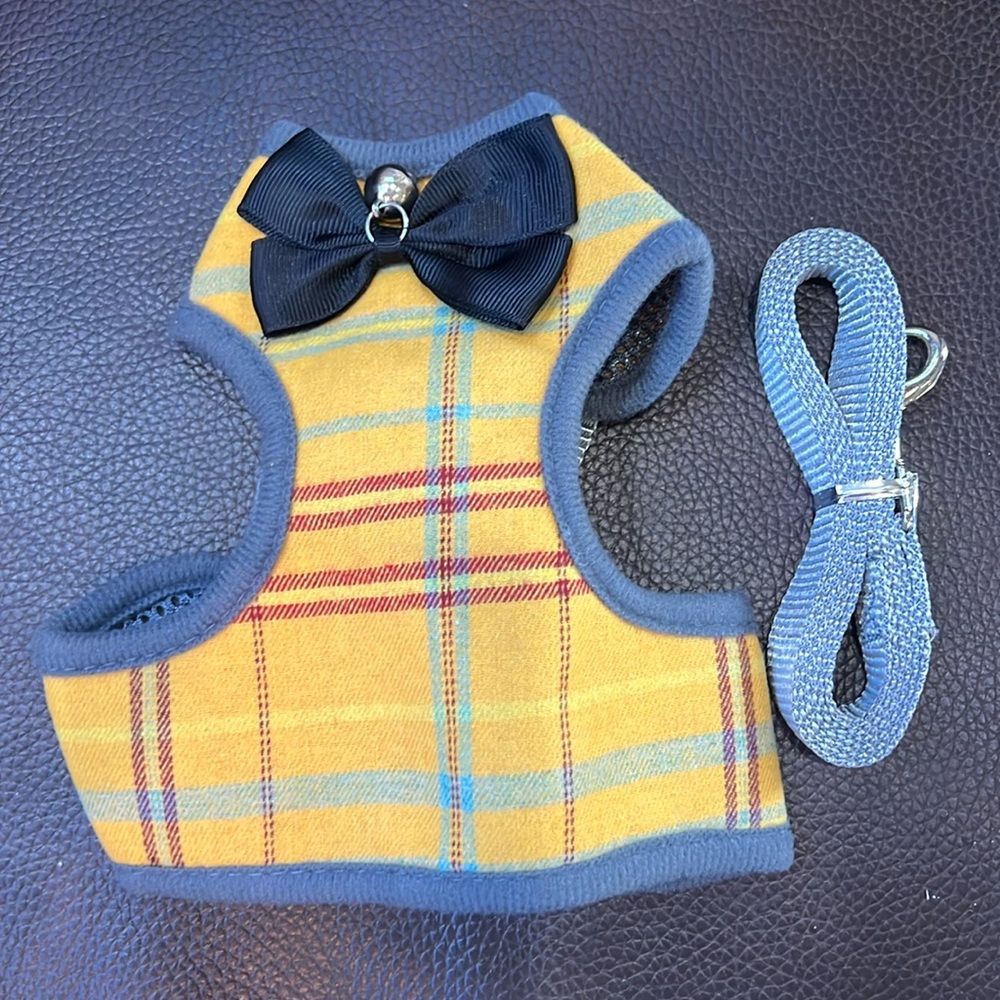 NEW PLAID CAT HARNESS SIZE SMALL AND LARGE